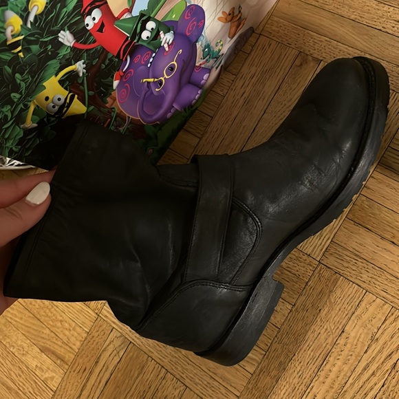 Frye boots - Picture 2 of 4